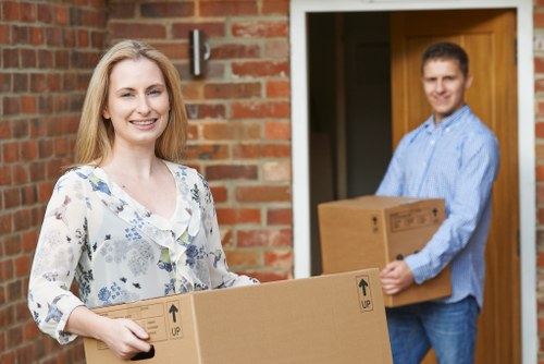 Local removals team planning a fast move in West Kensington