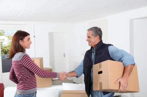 Screen-reader friendly West Kensington movers content structure