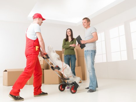 Local removals assistance for residential and commercial customers in West Kensington